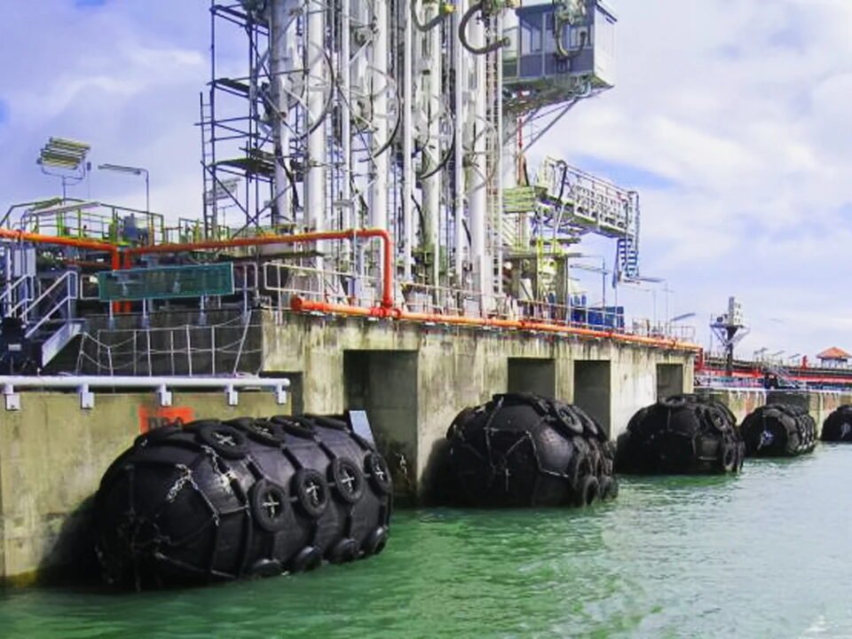 pneumatic fenders