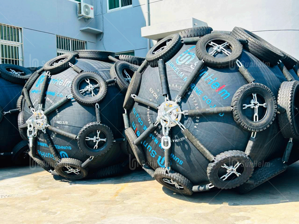 pneumatic fenders