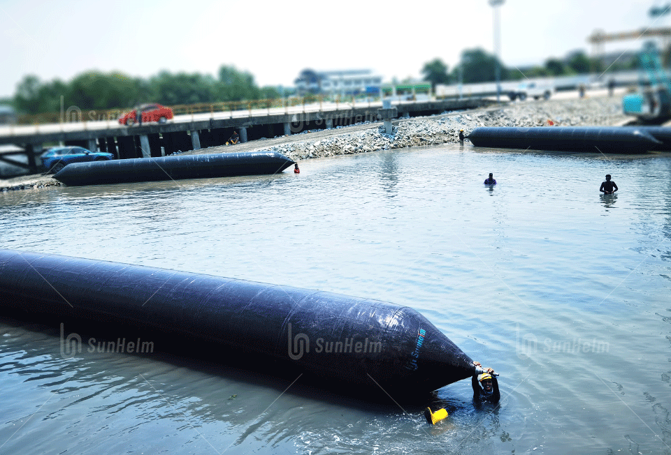 ship launching airbag